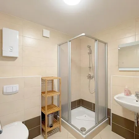 An Den Kreischen 28 Ferienbungalow Engel * Uckeritz